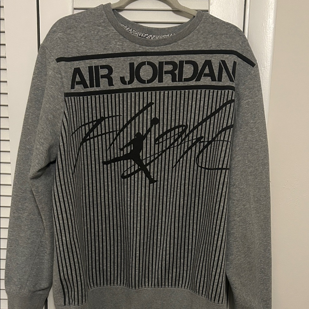 Jordan Men's Crewneck Sweater in Gray